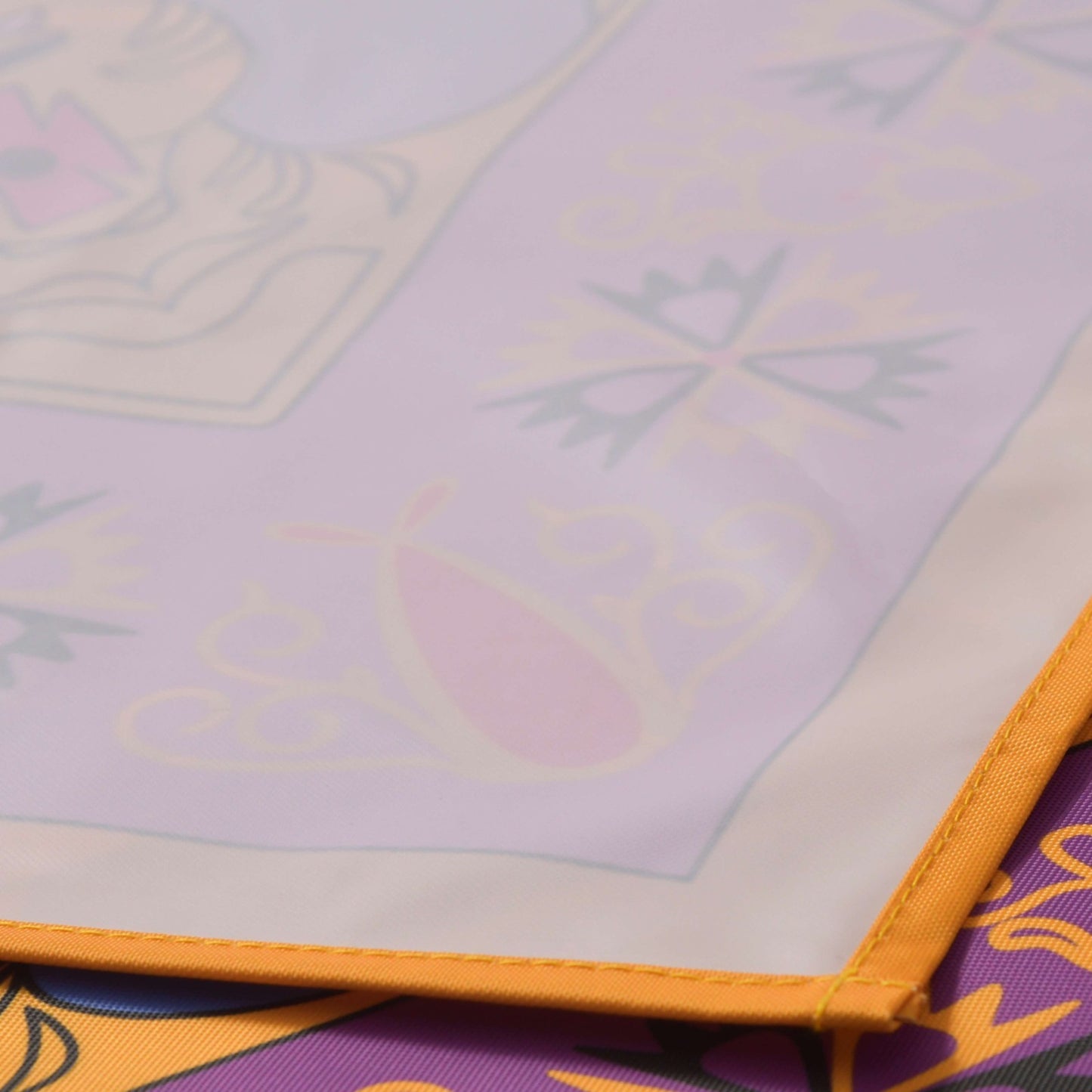 Japan Tokyo Disney Store Magic Carpet Picnic Sheet S Compact with Pouch Aladdin