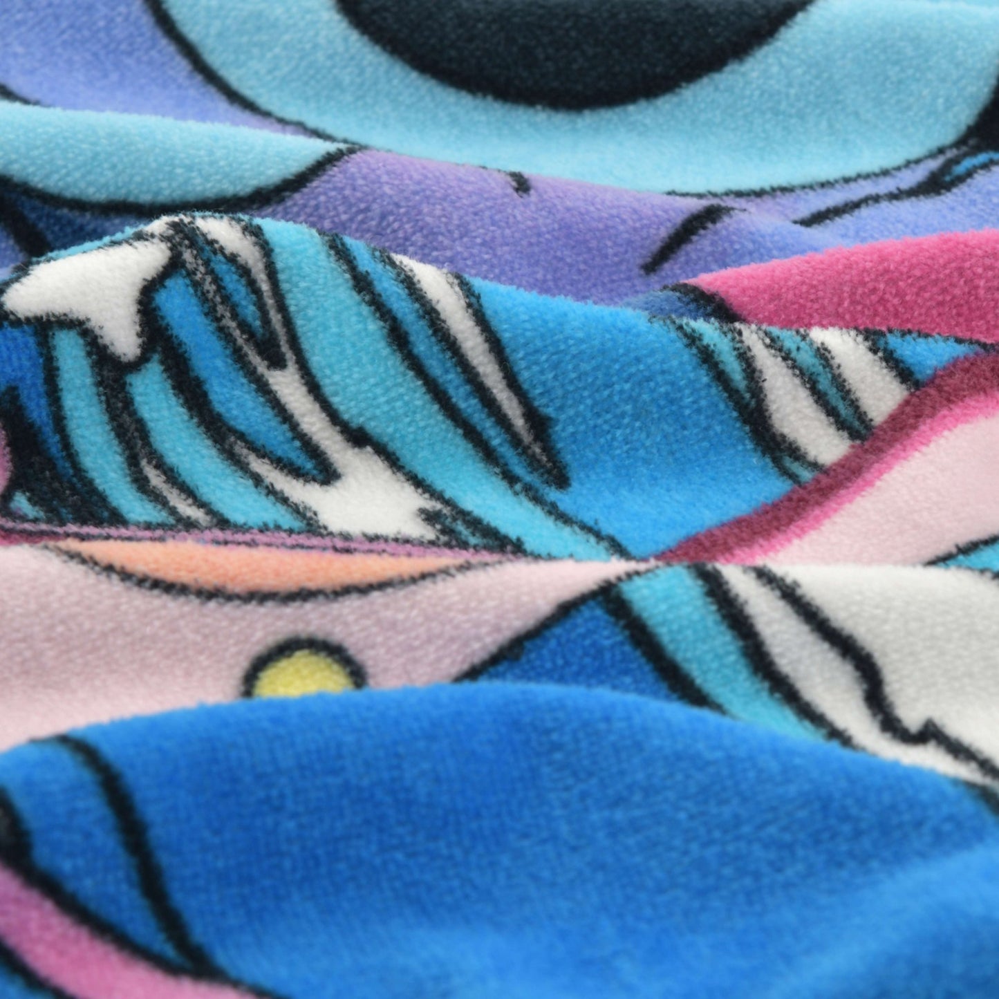 Japan Tokyo Disney Store Stitch & Angel Bath Towel