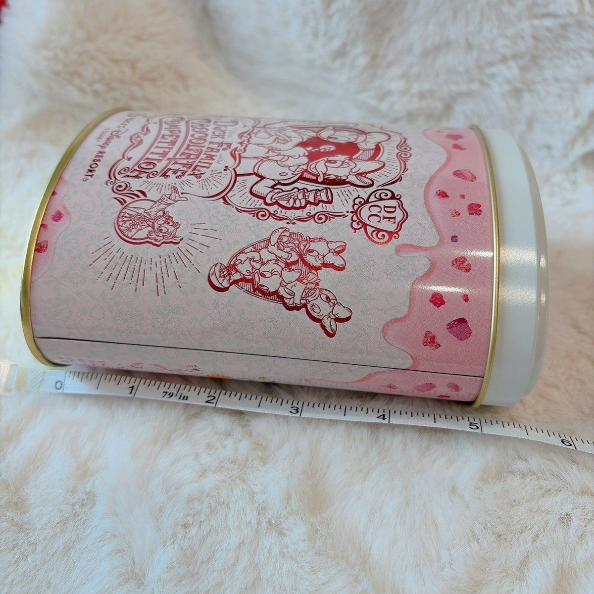 Japan Tokyo Disney Resort Chocolate Crunch Tin Can Daisy Donald