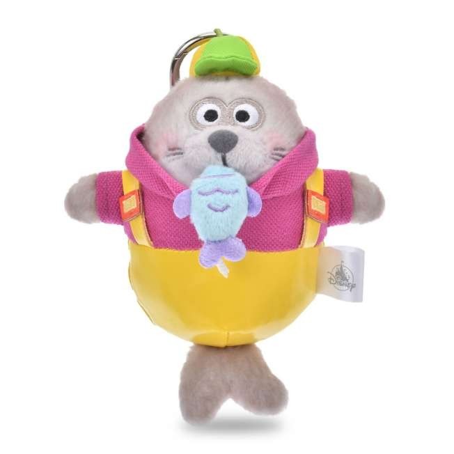 Japan Tokyo Disney Store Seal Plush Toy Keychain Zootopia Fish Market
