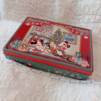 Japan Tokyo Disney Confectionery Tin Can Mickey & Minnie Christmas