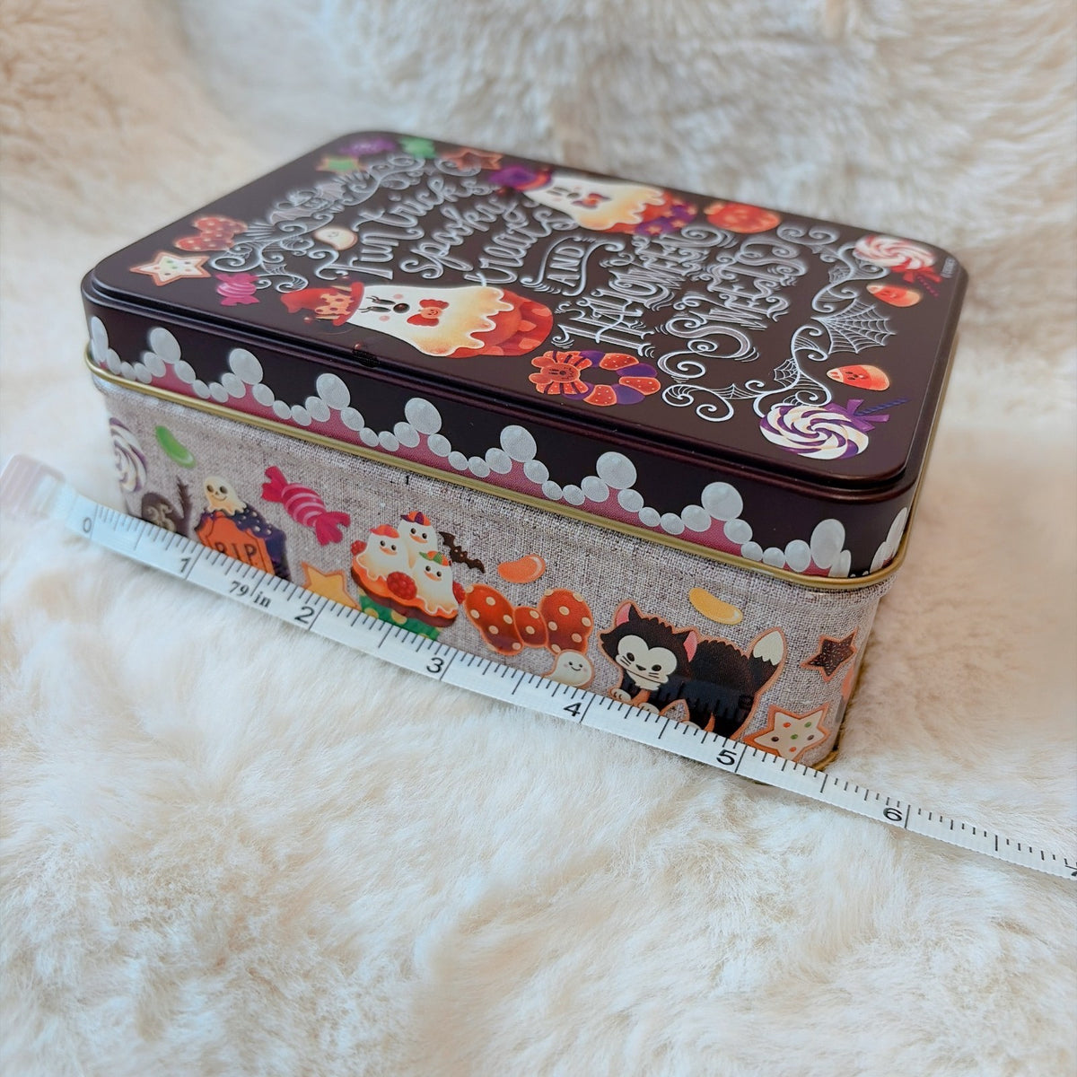 Japan Tokyo Disney Resort Candy Tin Can Halloween Mickey Minnie & Ghost