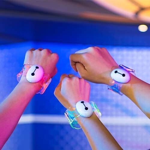 Japan Tokyo Disney Resort Baymax Luminous Bangle Summer Cool Off