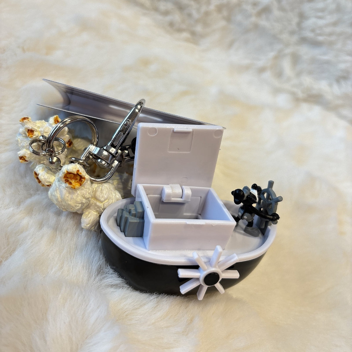 Japan Tokyo Disney Resort Popcorn Bucket Keychain Steamboat Willie Mickey