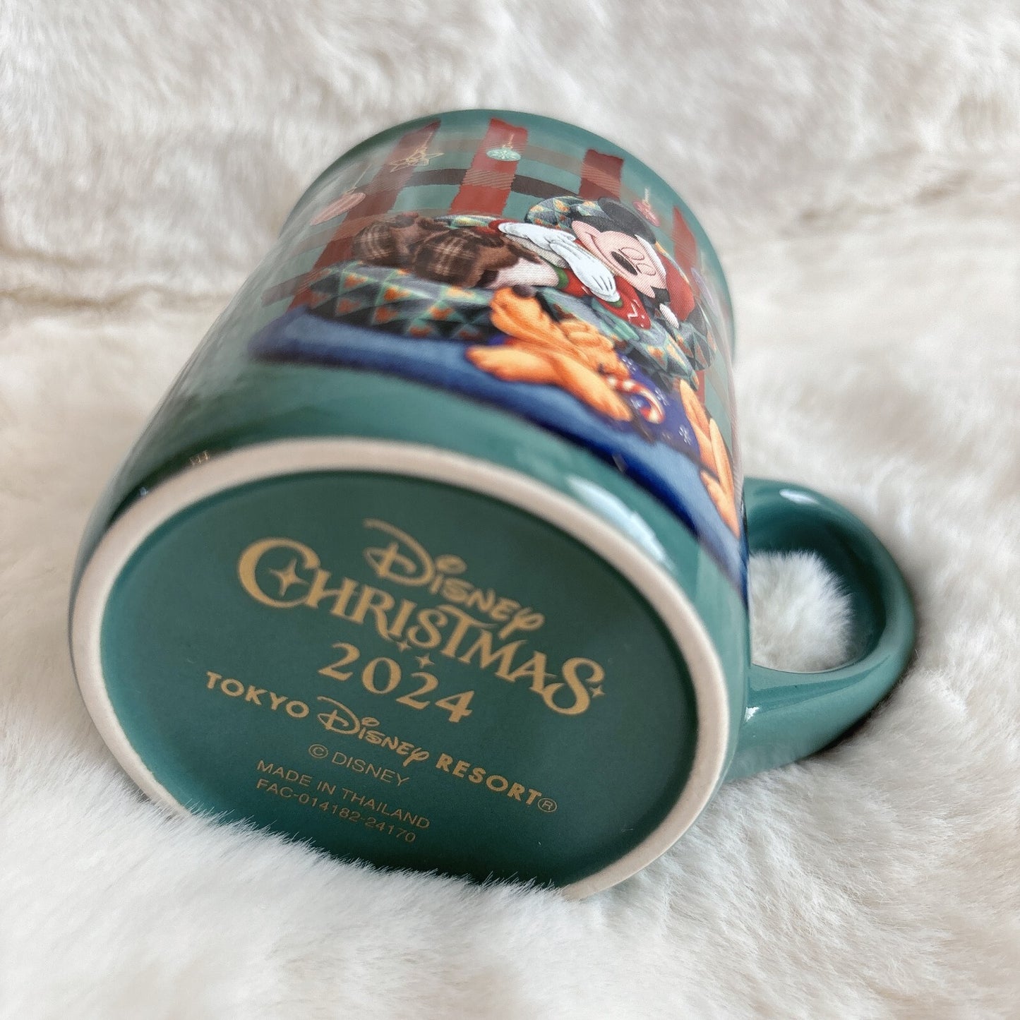 Japan Tokyo Disney Resort 2024 Christmas Mikey Minnie Pluto Holiday Mug