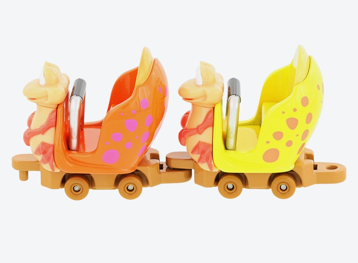 Japan Tokyo Disney Tomica Vehicle Collection figure Scuttle's Scooter Ariel