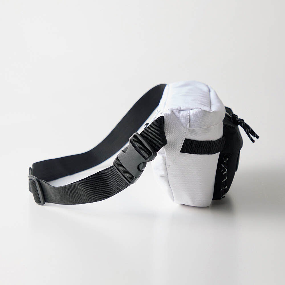 Japan Disney Fantasy Shop Bellemaison Goofy Sporty Body Bag