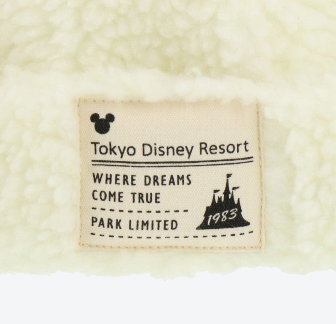 Japan Tokyo Disney Resort Ears Mickey limited Fluffy Winter Cap Hat White