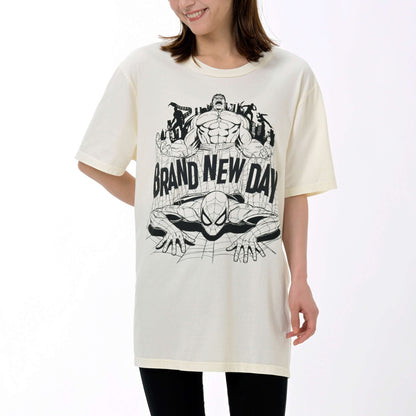 Japan Tokyo Disney Store Marvel Spider-Man & Hulk T-Shirt Brand New Day