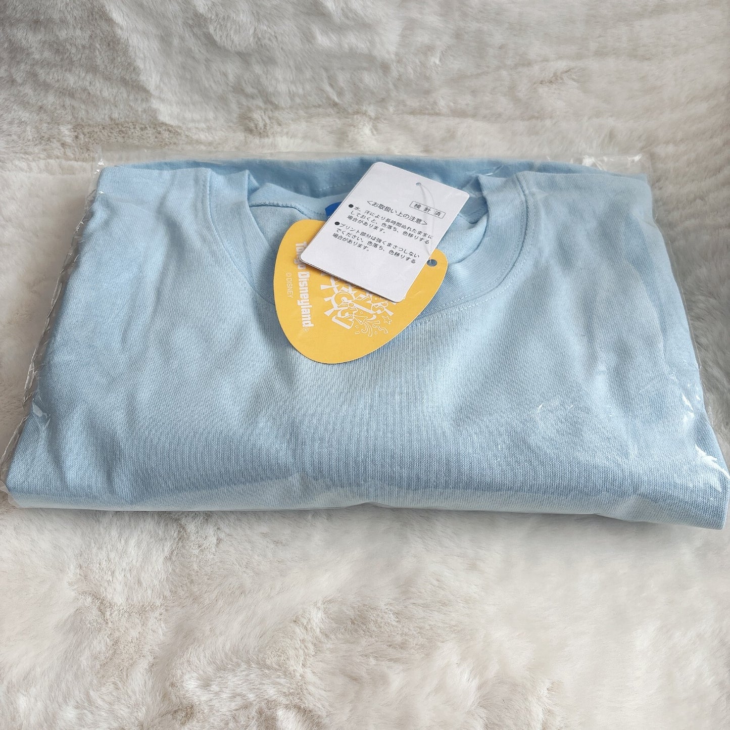 Japan Tokyo Disney Resort T-shirt M-L Donald Quacky Celebration