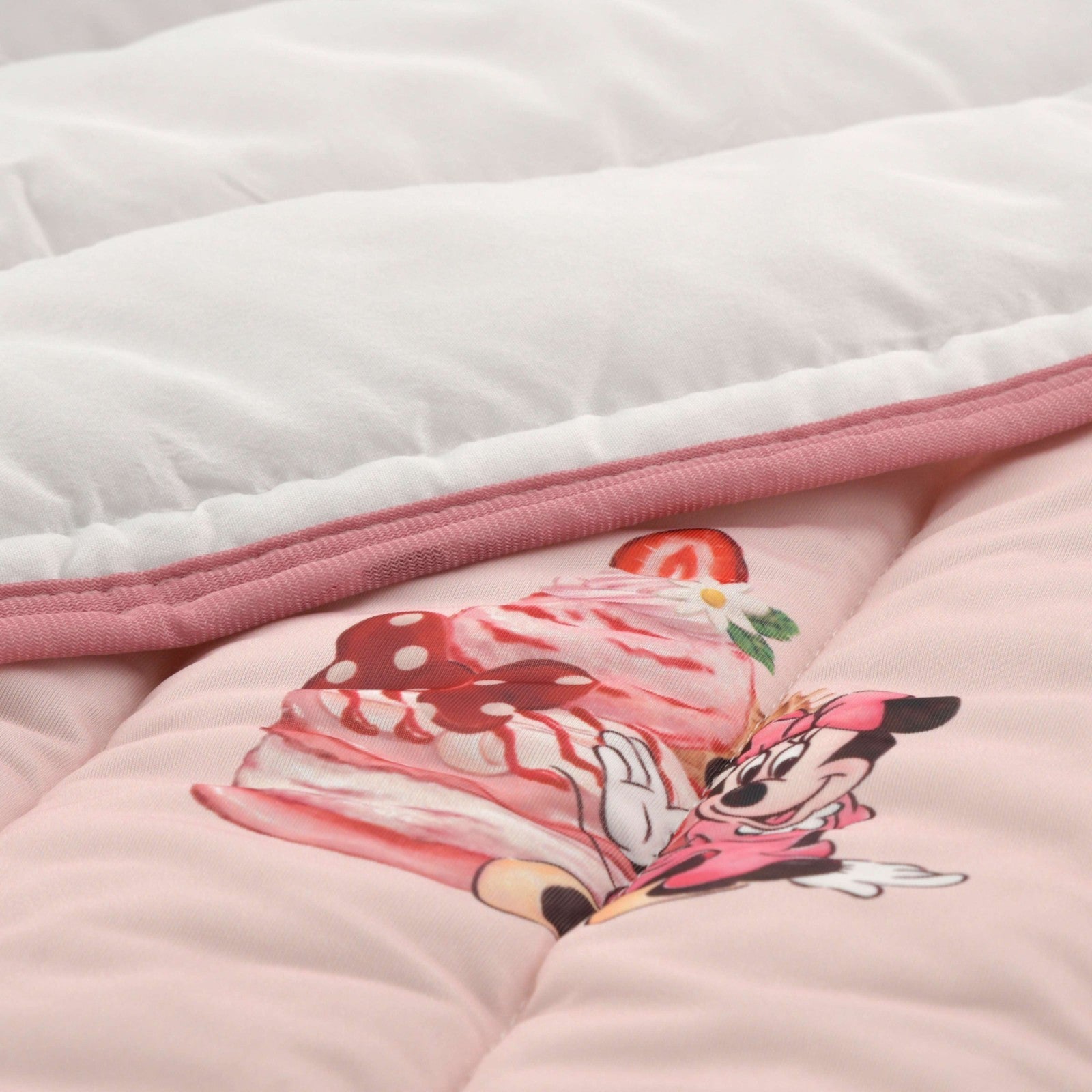 Japan Tokyo Disney Store Minnie Cooling Mattress Pad Summer Sweets Cool Goods