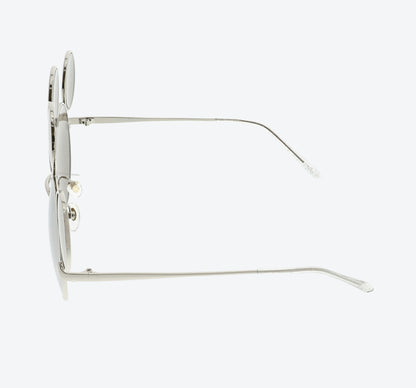 Japan Tokyo Disney Resort Fashion sunglasses Mickey silver summer