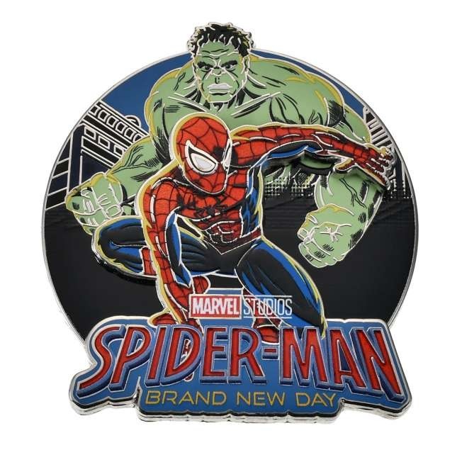 Japan Tokyo Disney Store Marvel Spider-Man & Hulk Pin Badge Brand New Day