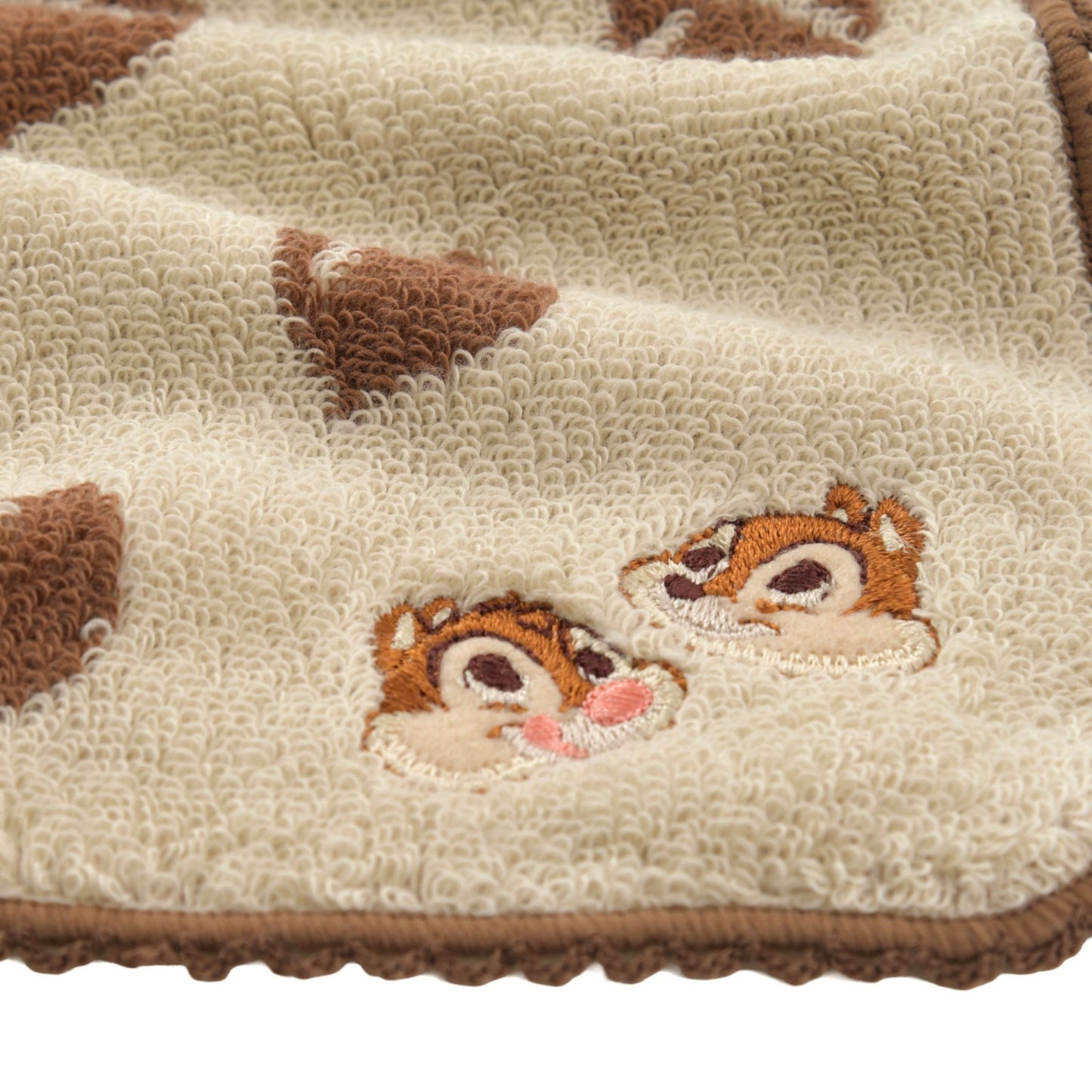 Japan Tokyo Disney Store Chip and Dale Mini Towel Picot Lace Trim