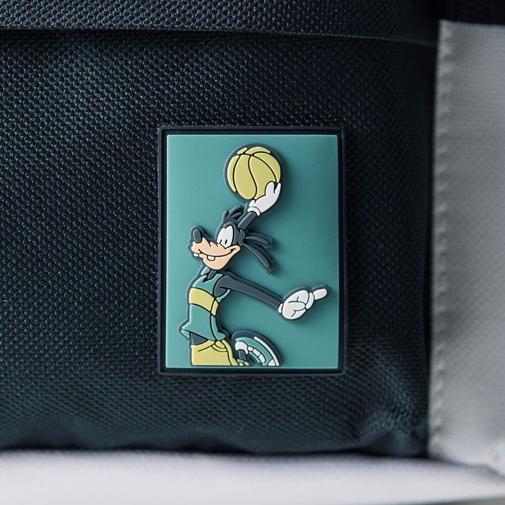 Japan Disney Fantasy Shop Bellemaison Goofy Sporty Body Bag