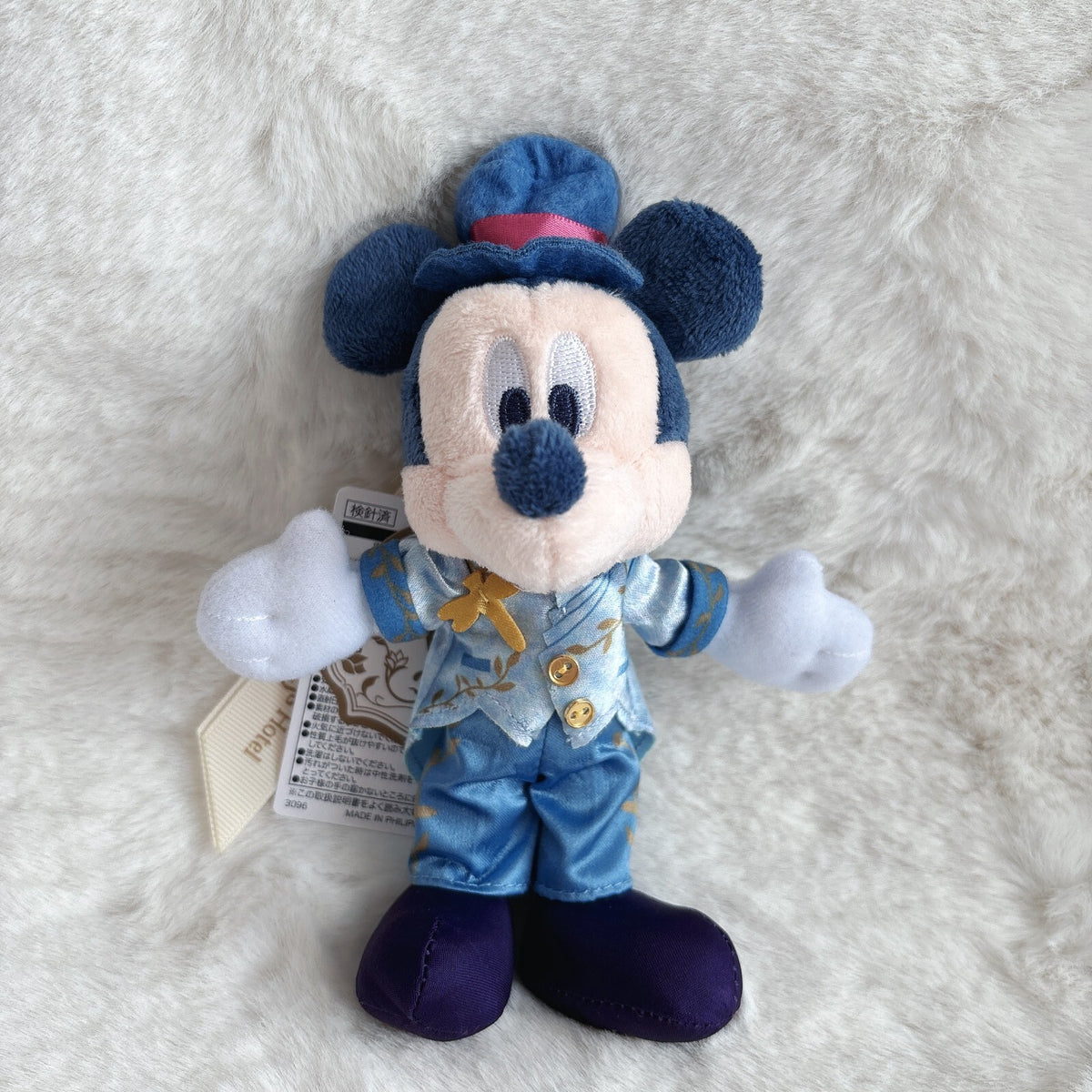 Japan Tokyo Disney Resort Mickey Mouse Plush Toy Badge Fantasy Springs
