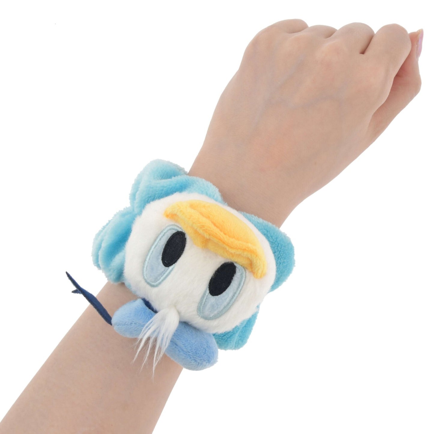'+Japan Tokyo Disney Store Donald Duck Wristband Towel Face Wash Absorbent