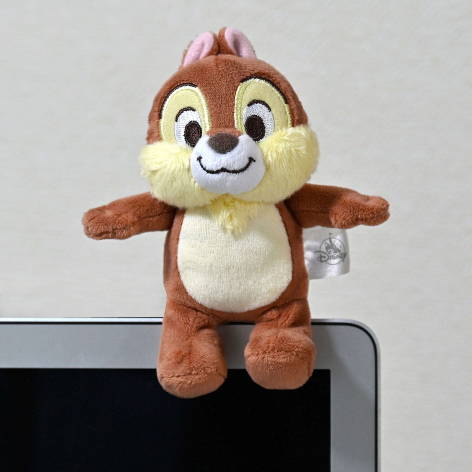 Japan Tokyo Disney Store Chip Plush Toy Hand Glue Basic Style Chip and Dale