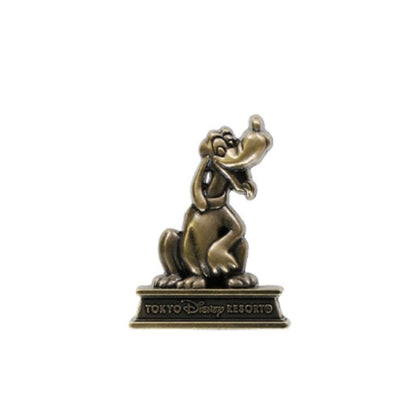 Japan Tokyo Disney Resort Limited Pin Badge Pluto statue Entrance